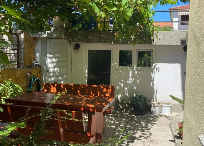 Apartment Topic & Krk Location Krk Town