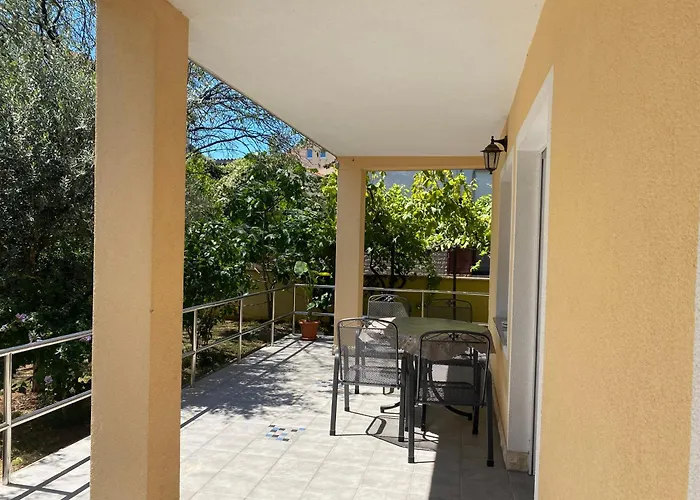 Topic & Krk Location Veglia