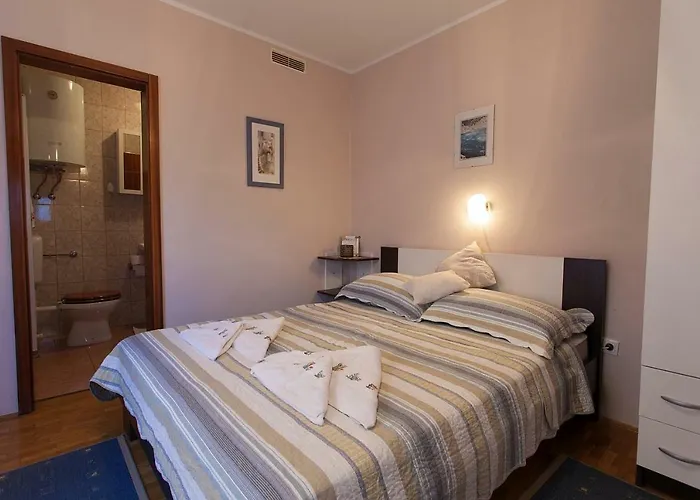 Topic & Krk Location Apartment