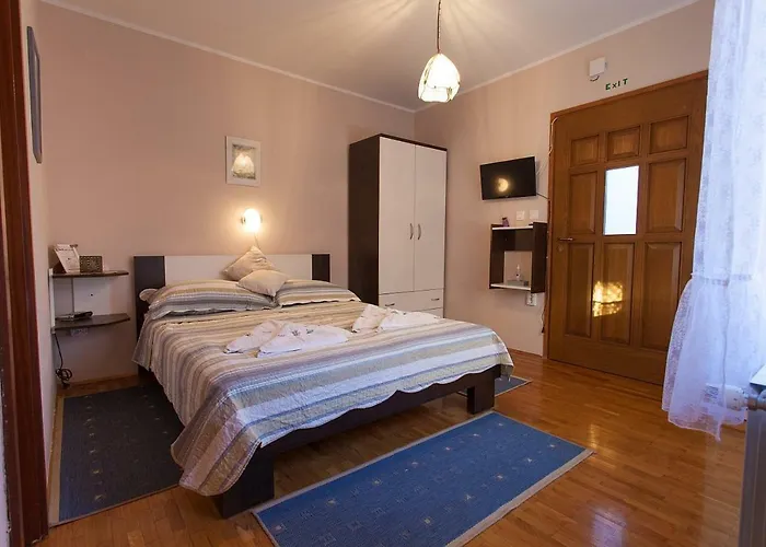 Apartment Topic & Krk Location Krk Town