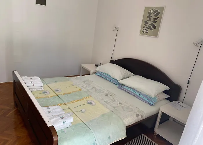 Topic & Krk Location 公寓